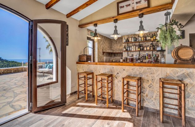 Herverkoop - Villa -
Benissa - Partida Llenes