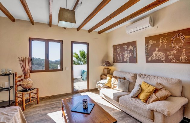 Herverkoop - Villa -
Benissa - Partida Llenes