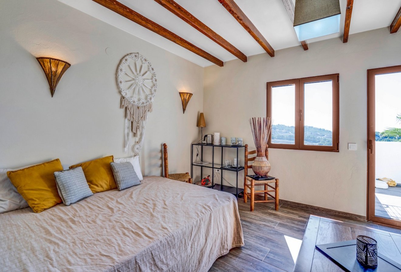 Herverkoop - Villa -
Benissa - Partida Llenes
