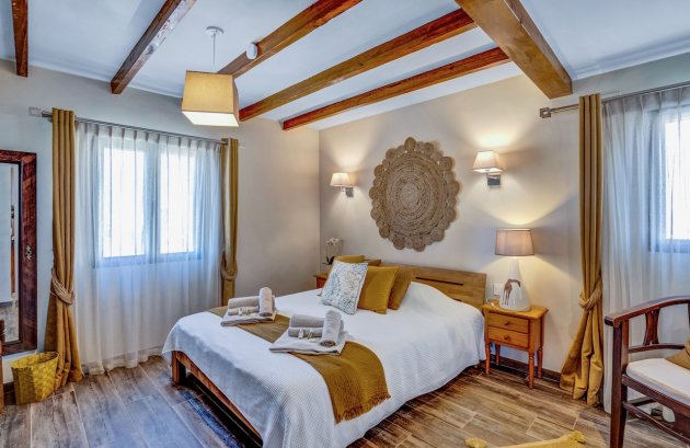 Herverkoop - Villa -
Benissa - Partida Llenes