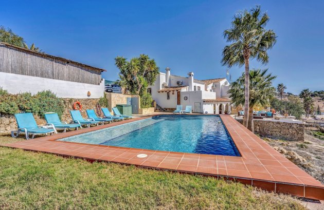 Herverkoop - Villa -
Benissa - Partida Llenes