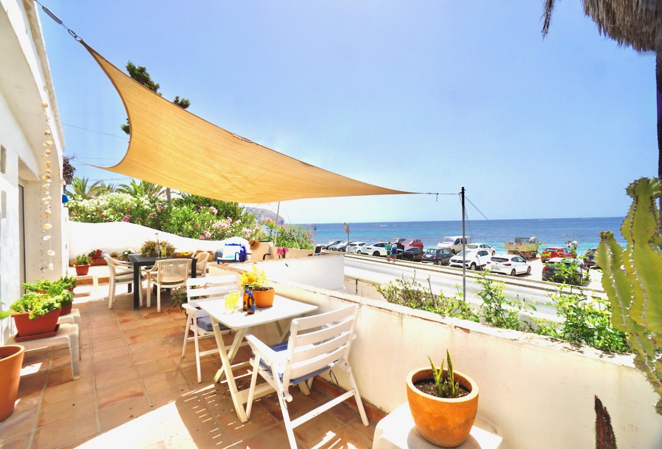 Resale - Apartment / flat -
Moraira - Moraira Centre