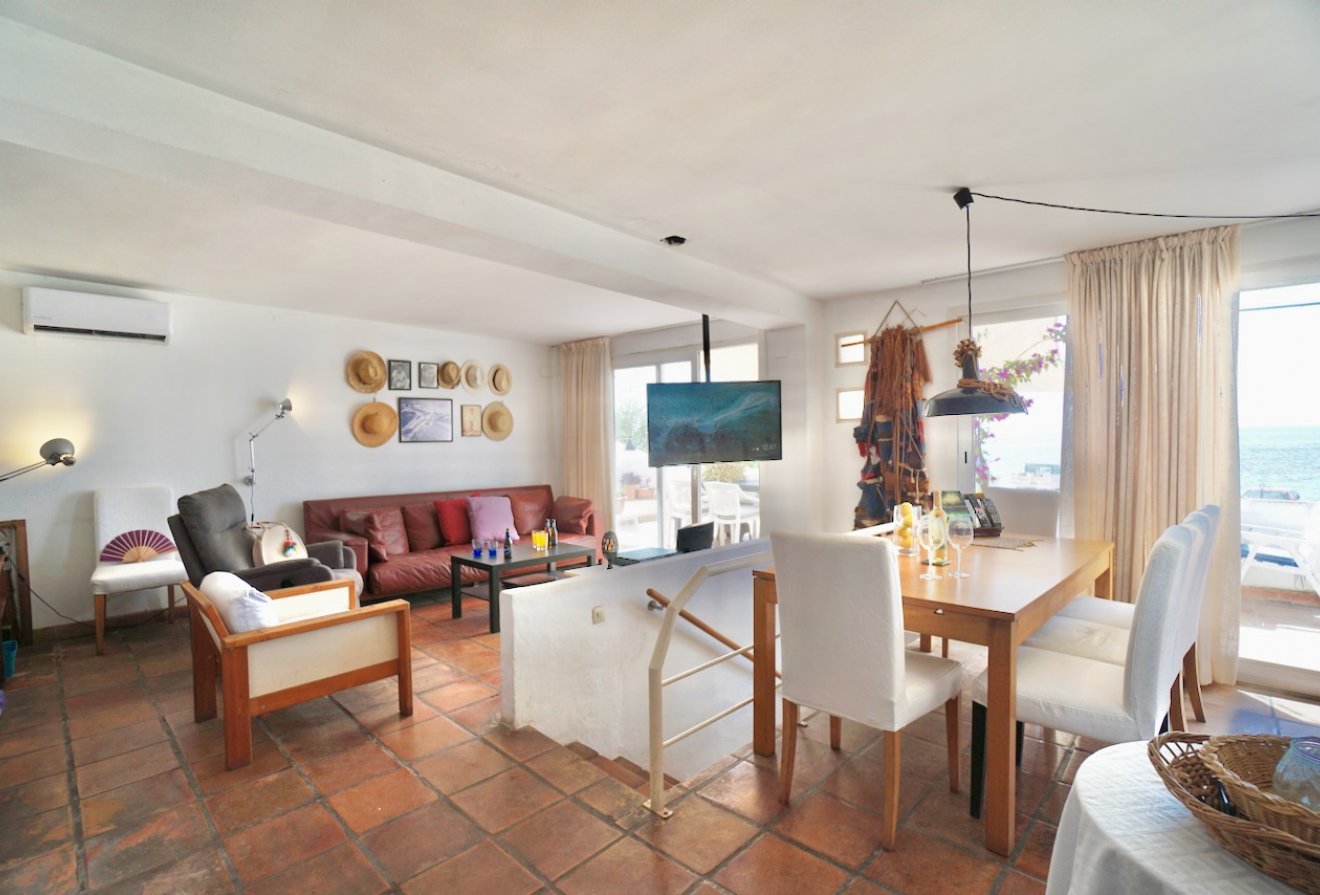 Resale - Apartment / flat -
Moraira - Moraira Centre