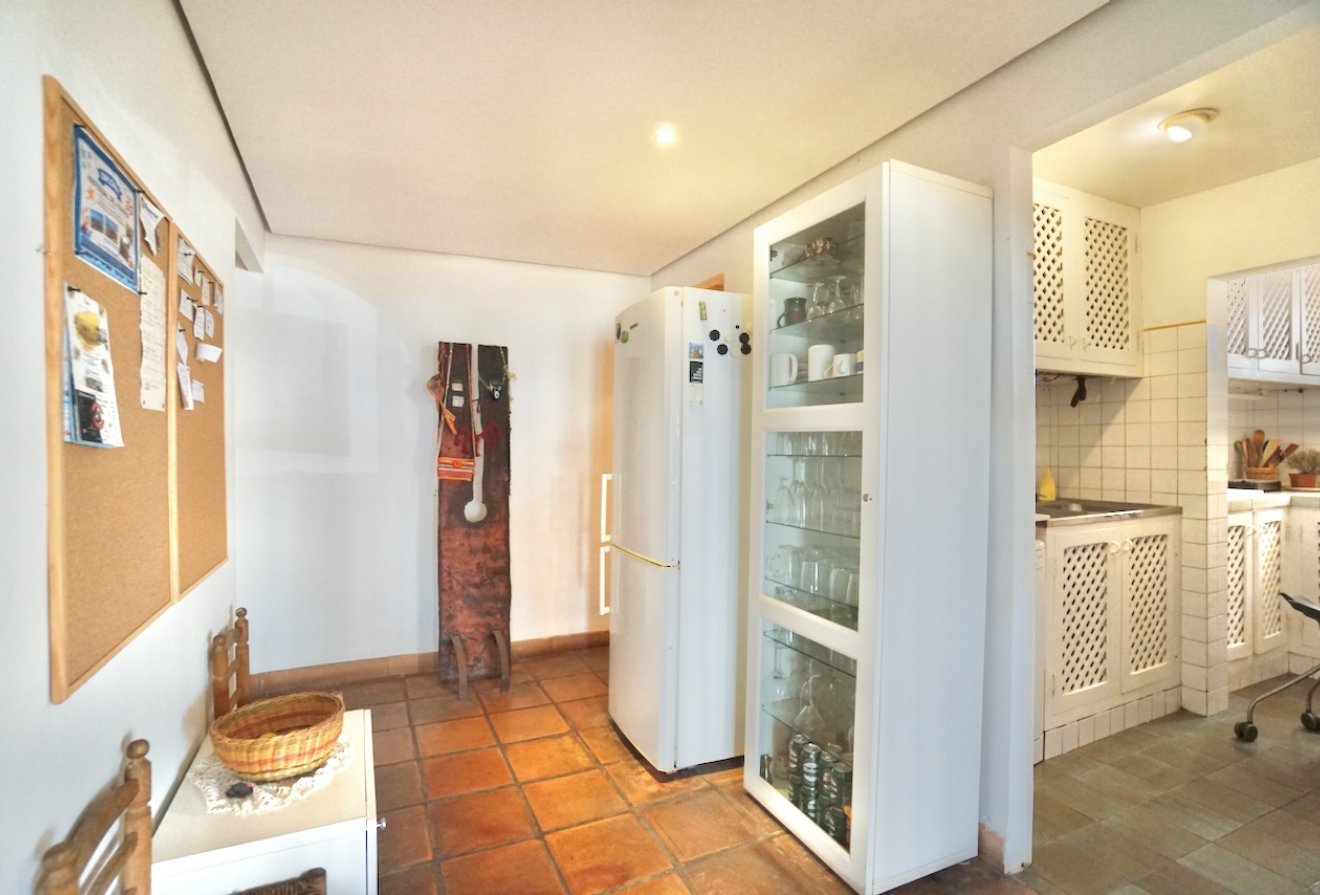 Resale - Apartment / flat -
Moraira - Moraira Centre