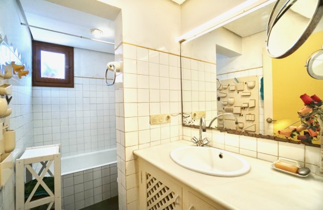 Resale - Apartment / flat -
Moraira - Moraira Centre