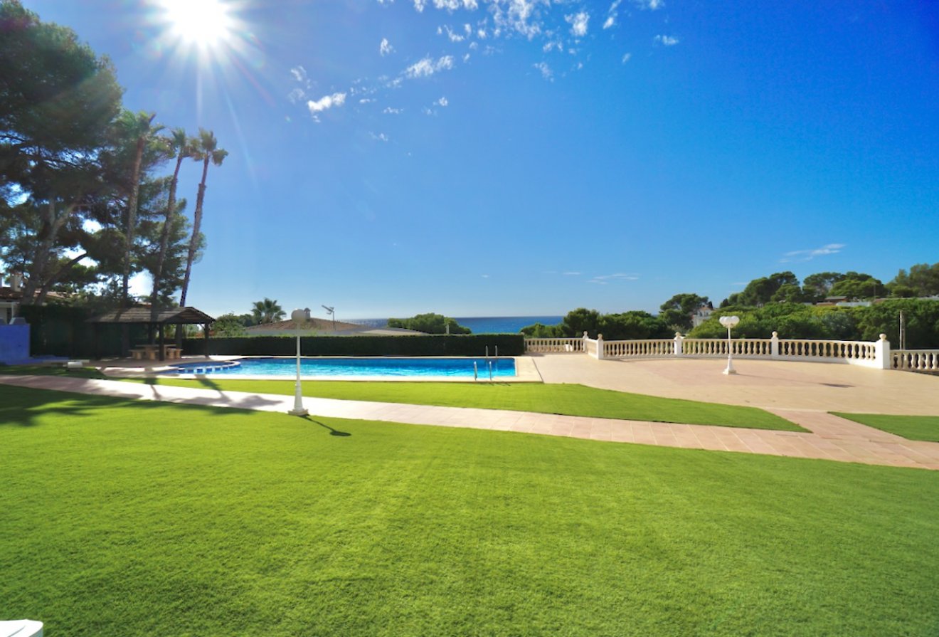Resale - Apartment / flat -
Moraira - Moraira Centre