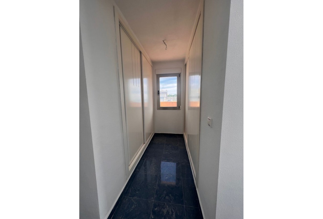 Herverkoop - Appartement -
Calpe - Calpe Town Centre
