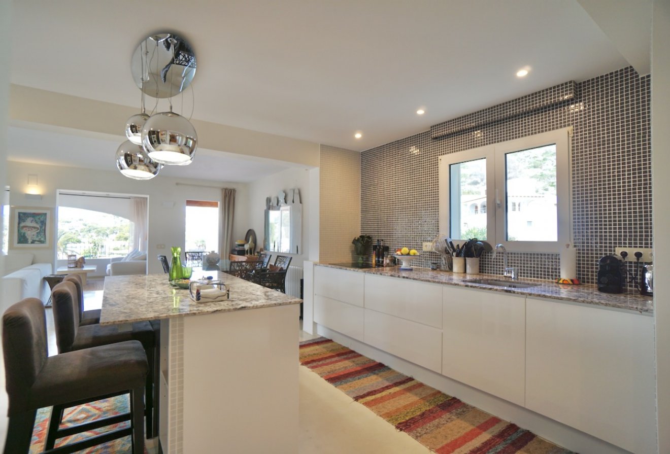 Herverkoop - Villa -
Moraira - El Portet