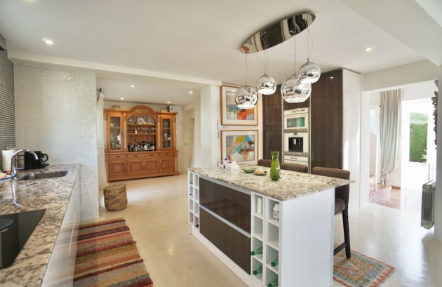 Herverkoop - Villa -
Moraira - El Portet