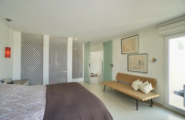 Herverkoop - Villa -
Moraira - El Portet
