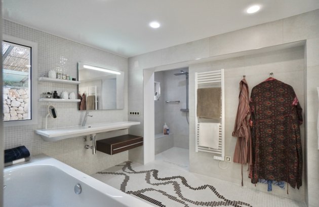 Herverkoop - Villa -
Moraira - El Portet