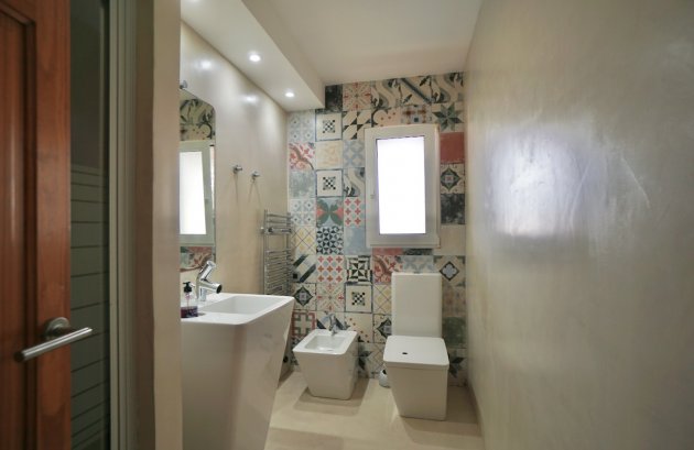 Herverkoop - Villa -
Moraira - El Portet