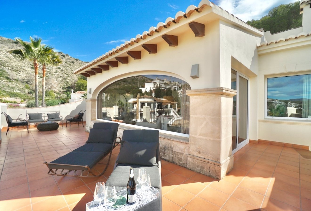 Herverkoop - Villa -
Moraira - El Portet