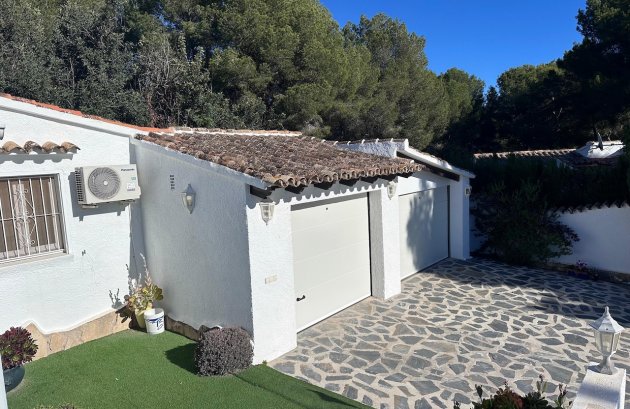 Resale - Villa -
Moraira - La Sabatera