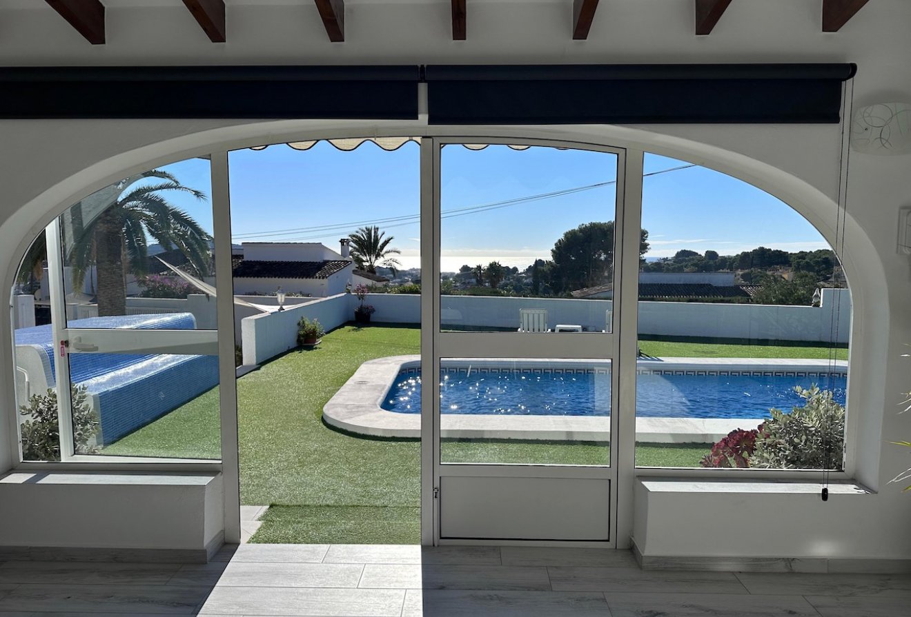 Resale - Villa -
Moraira - La Sabatera