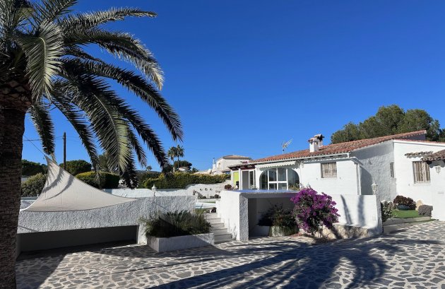 Resale - Villa -
Moraira - La Sabatera