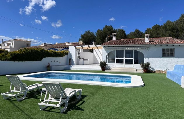 Resale - Villa -
Moraira - La Sabatera