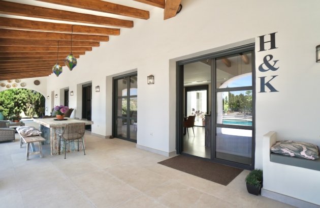 Herverkoop - Villa -
Benissa - Partida Paratella