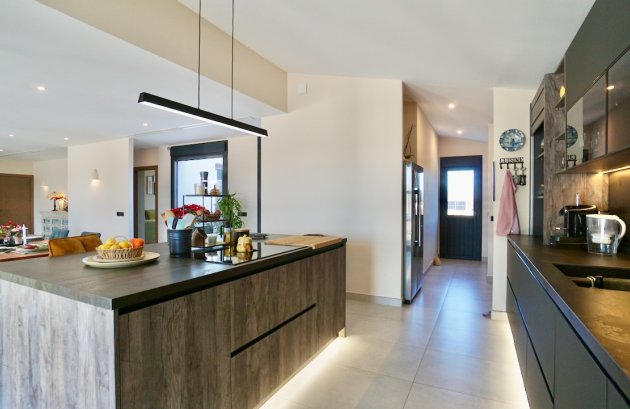 Herverkoop - Villa -
Benissa - Partida Paratella