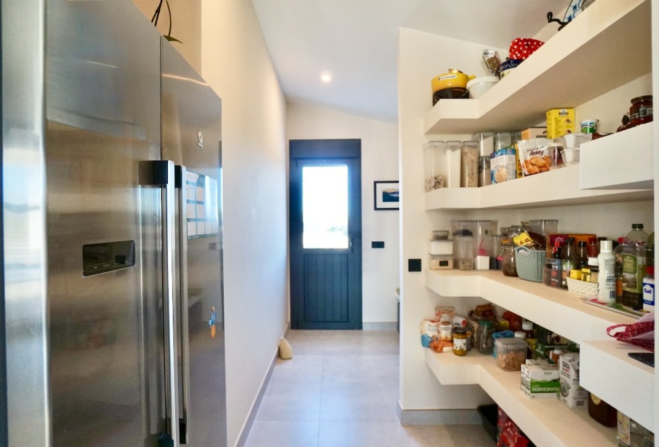Herverkoop - Villa -
Benissa - Partida Paratella