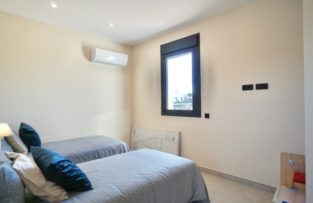 Herverkoop - Villa -
Benissa - Partida Paratella