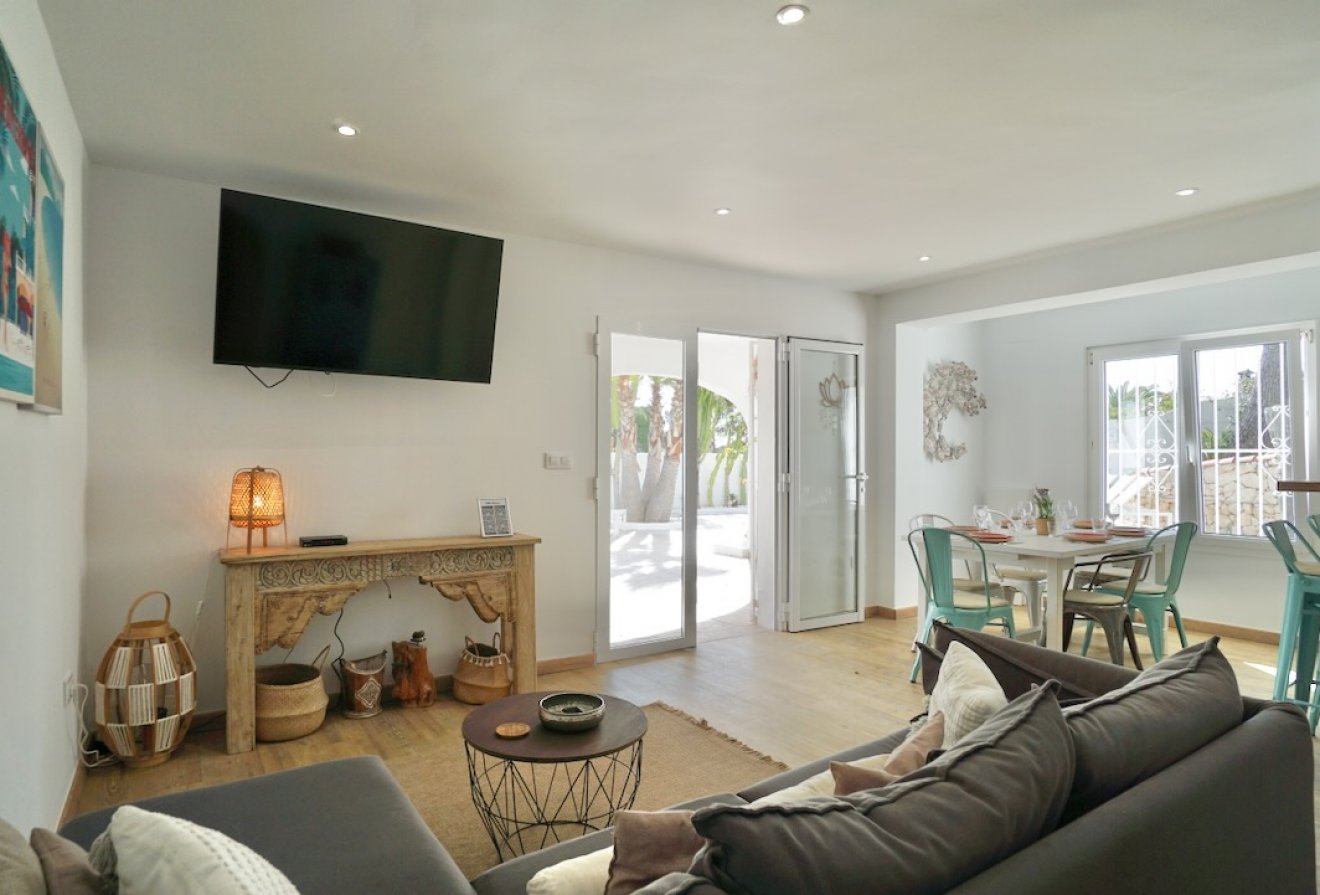 Herverkoop - Villa -
Moraira - Solpark