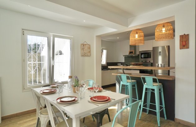Herverkoop - Villa -
Moraira - Solpark