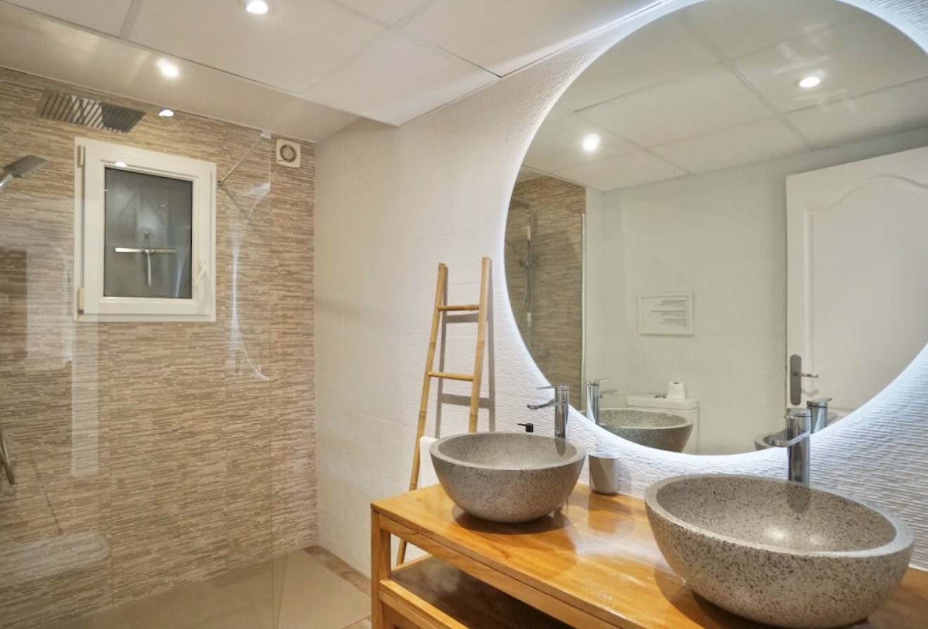 Herverkoop - Villa -
Moraira - Solpark