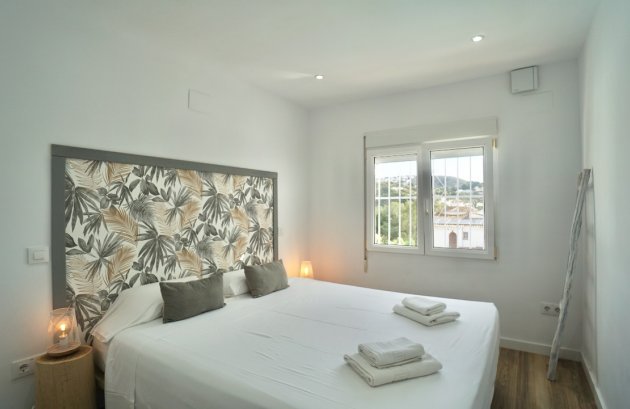 Herverkoop - Villa -
Moraira - Solpark