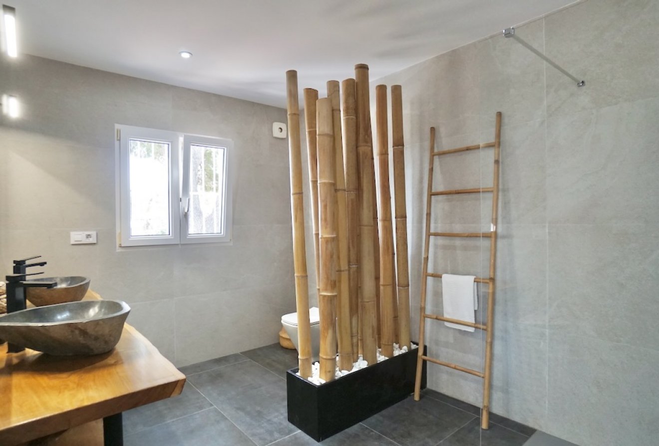 Herverkoop - Villa -
Moraira - Solpark