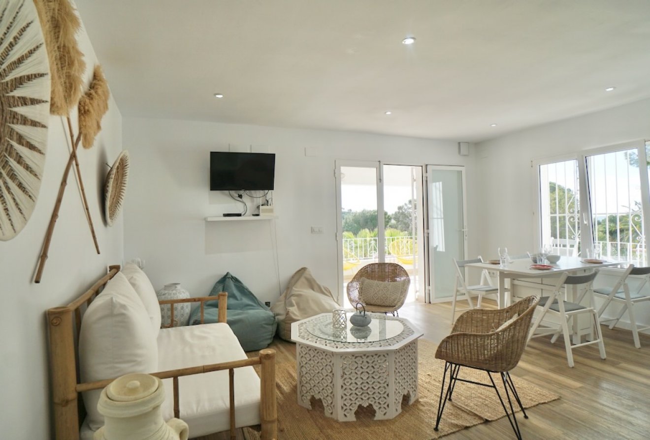 Herverkoop - Villa -
Moraira - Solpark