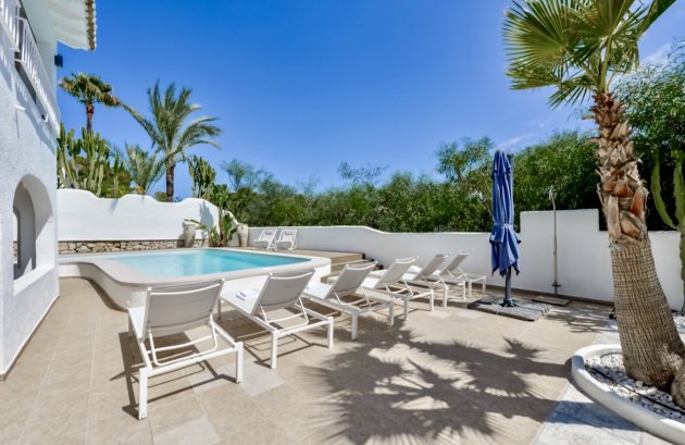 Herverkoop - Villa -
Moraira - Solpark