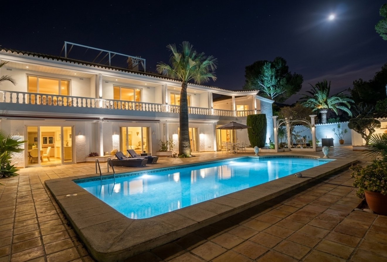 Resale - Villa -
Moraira - Costera del Mar