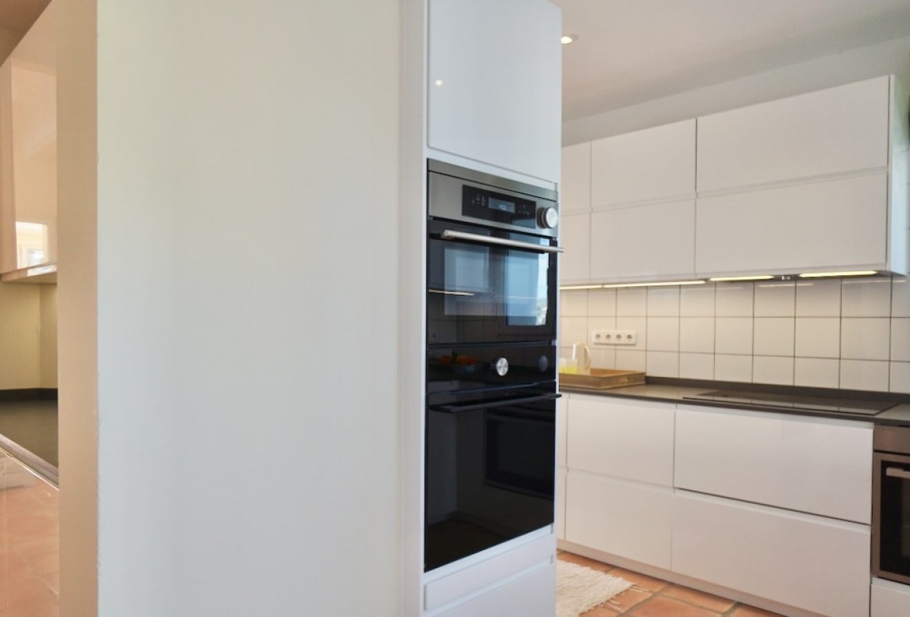 Resale - Villa -
Moraira - Costera del Mar