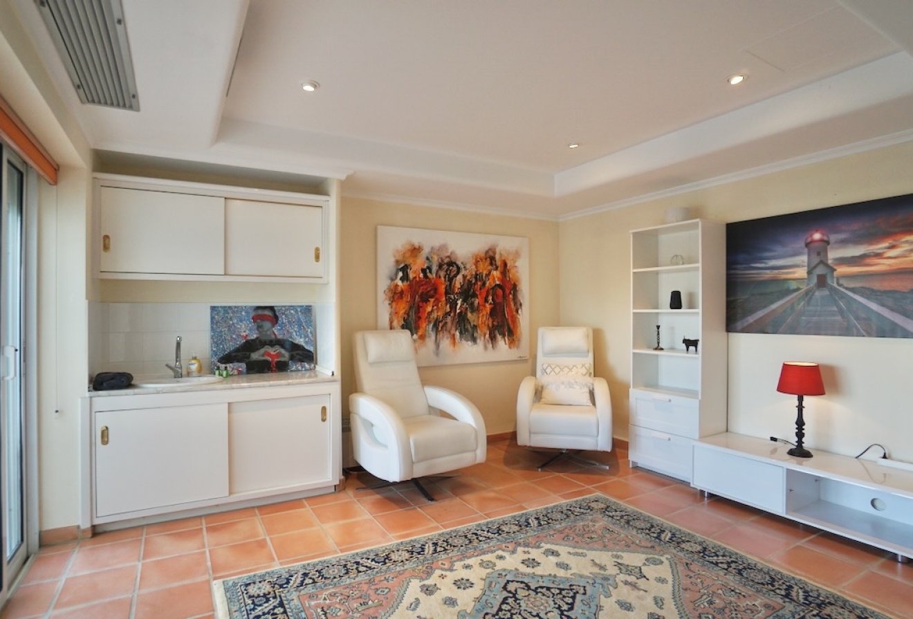 Resale - Villa -
Moraira - Costera del Mar