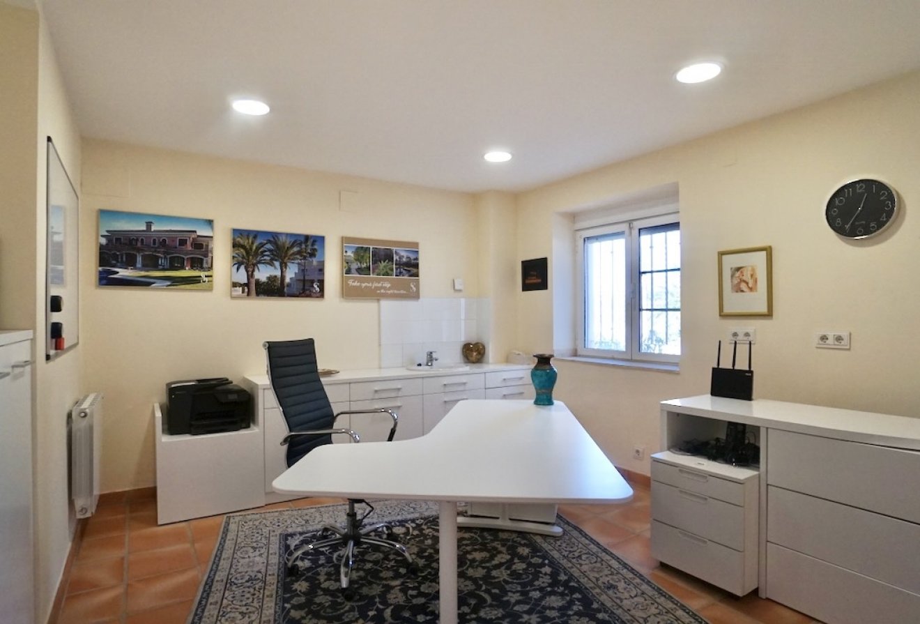 Resale - Villa -
Moraira - Costera del Mar