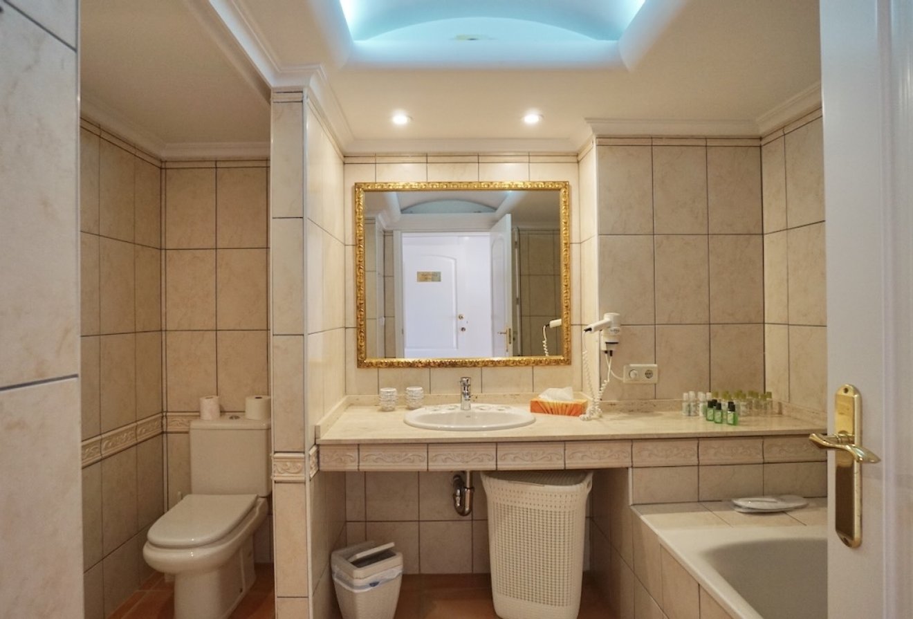 Resale - Villa -
Moraira - Costera del Mar