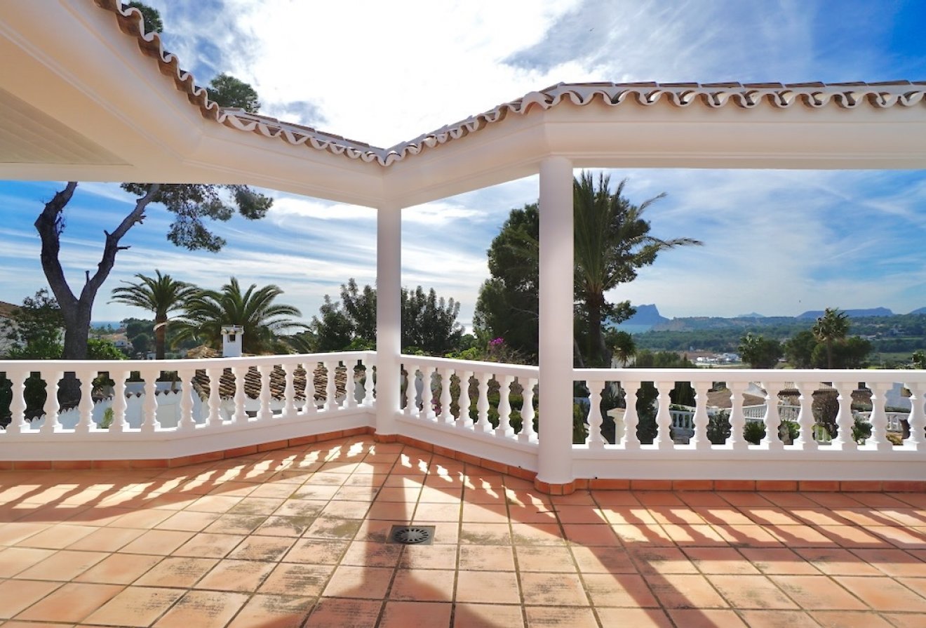 Resale - Villa -
Moraira - Costera del Mar