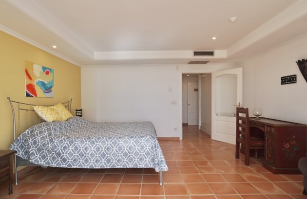 Resale - Villa -
Moraira - Costera del Mar
