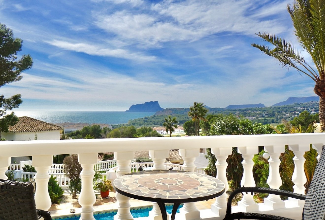 Resale - Villa -
Moraira - Costera del Mar