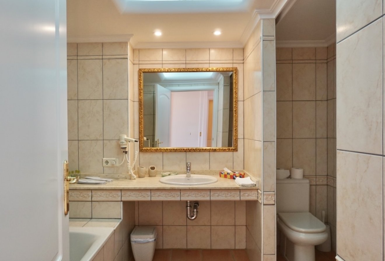 Resale - Villa -
Moraira - Costera del Mar