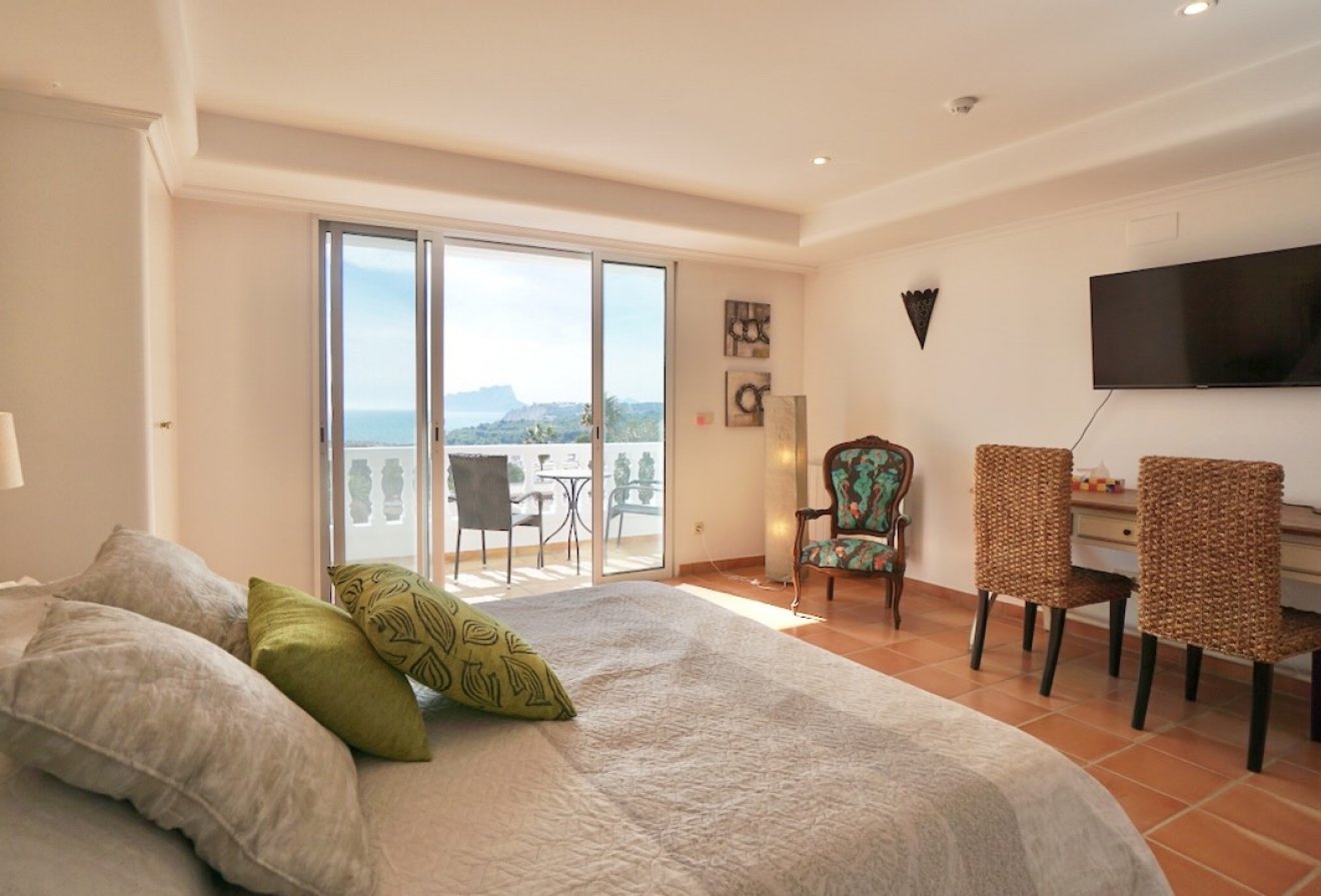 Resale - Villa -
Moraira - Costera del Mar