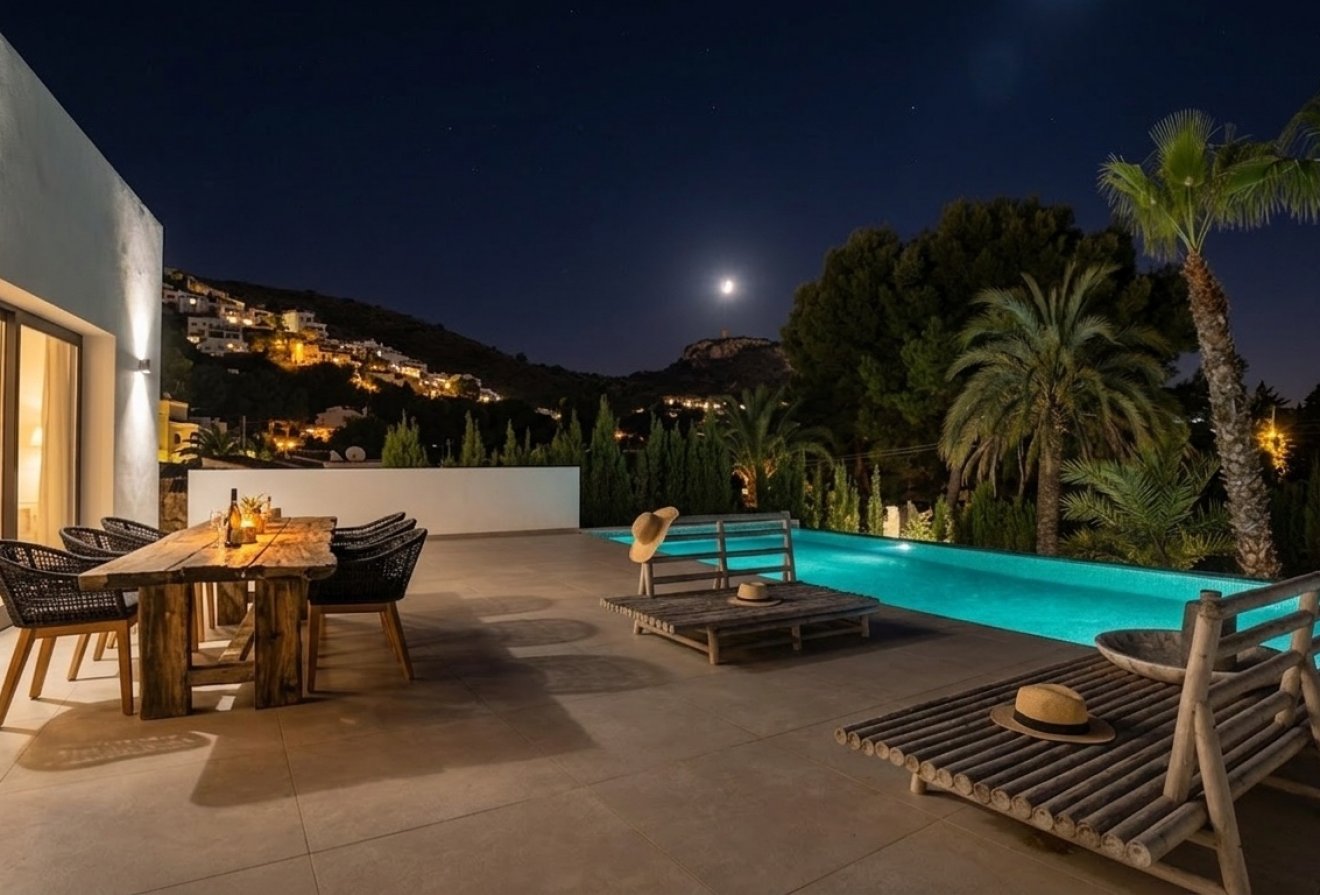 Herverkoop - Villa -
Moraira - El Portet