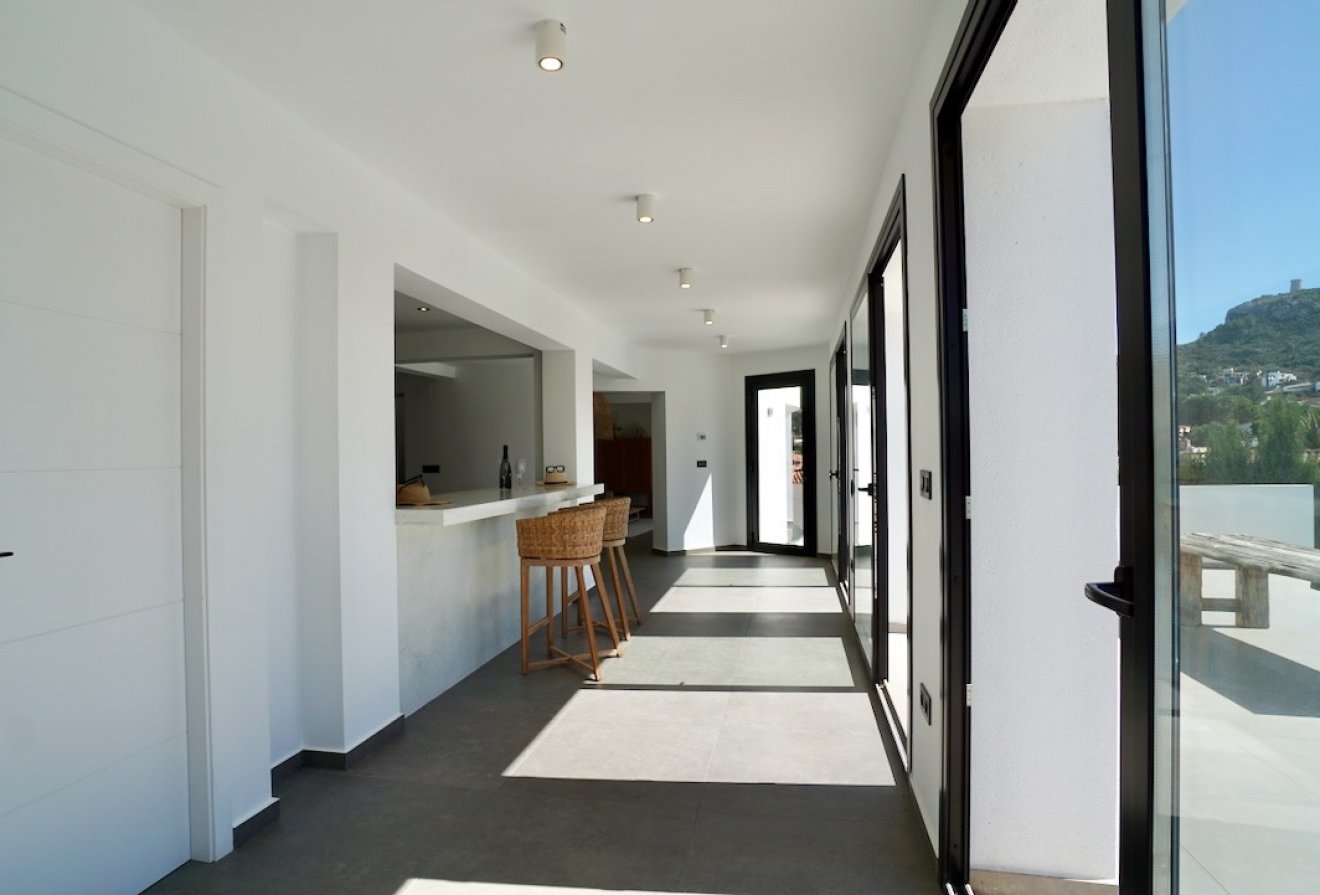 Herverkoop - Villa -
Moraira - El Portet