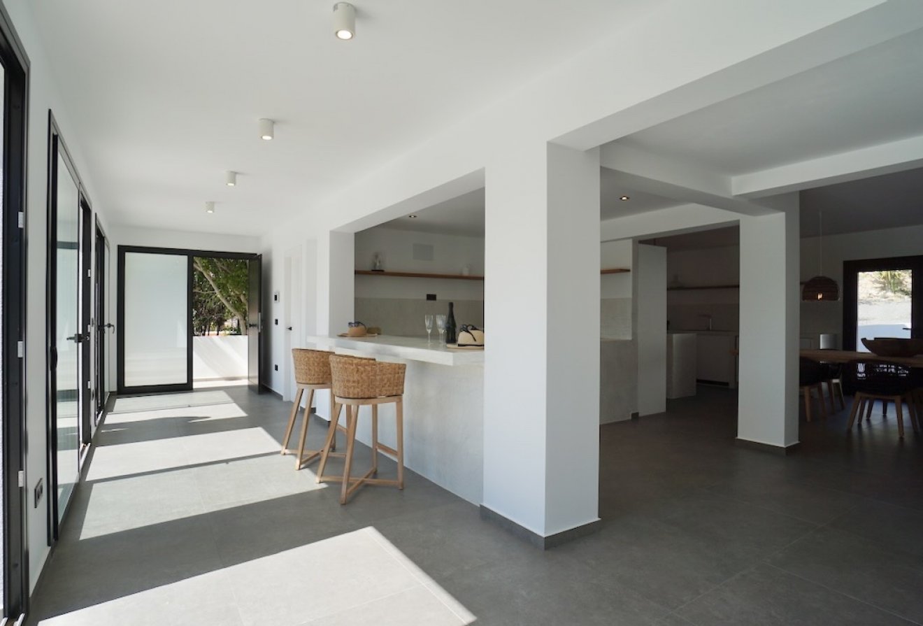 Herverkoop - Villa -
Moraira - El Portet