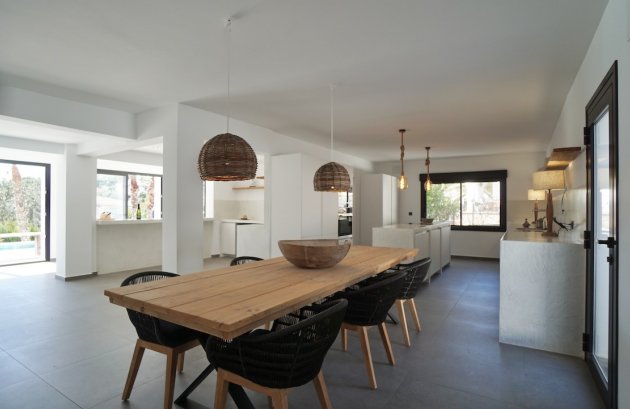 Herverkoop - Villa -
Moraira - El Portet