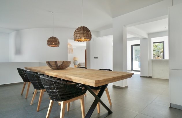 Herverkoop - Villa -
Moraira - El Portet