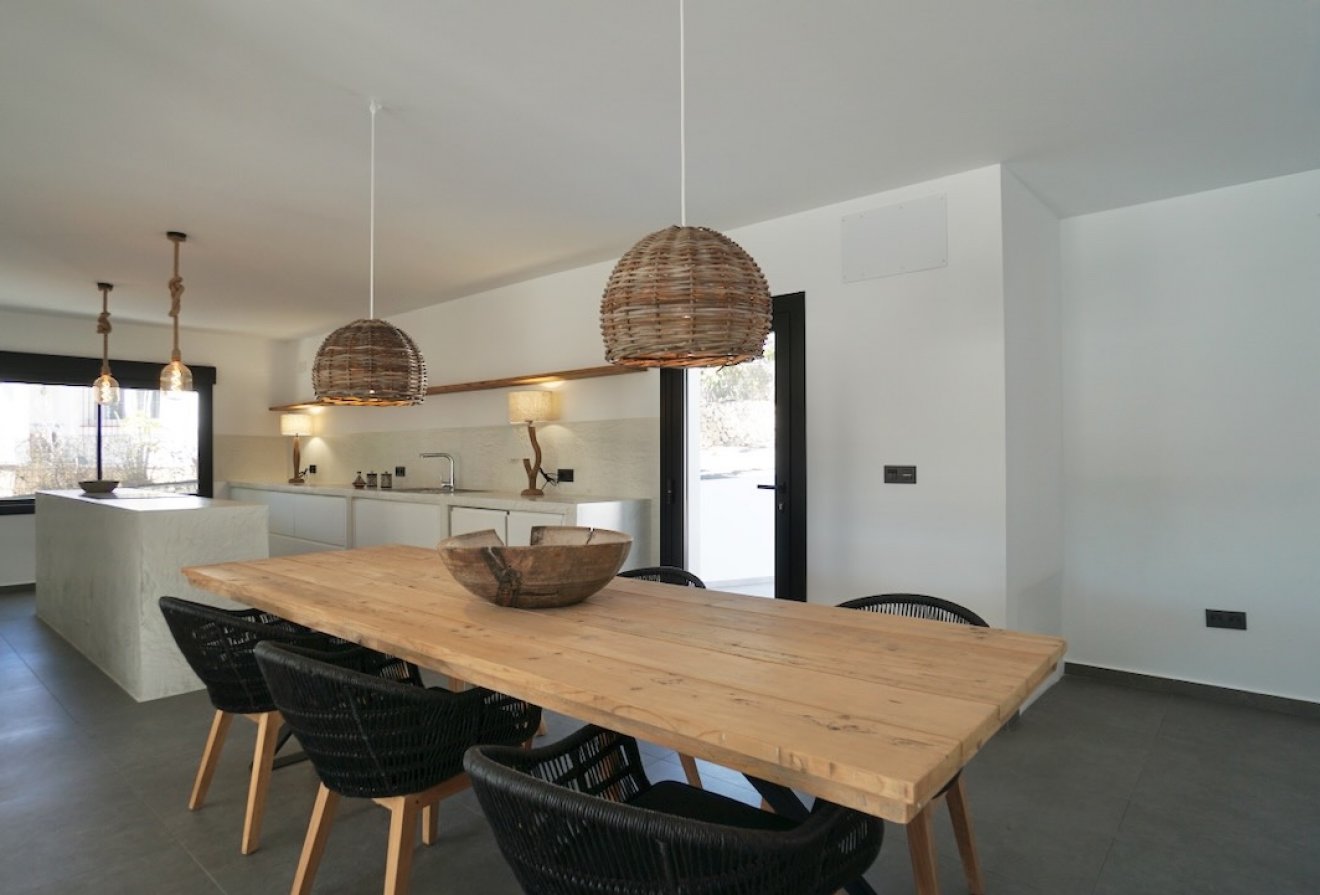 Herverkoop - Villa -
Moraira - El Portet