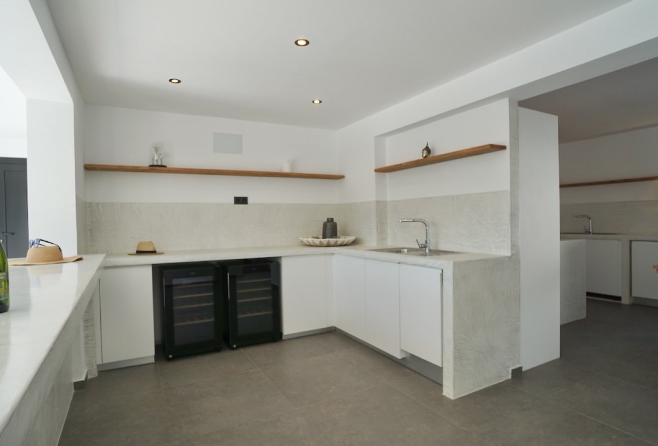 Herverkoop - Villa -
Moraira - El Portet