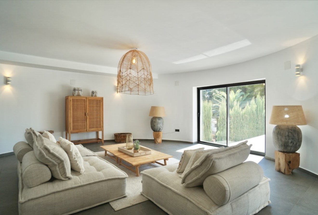 Herverkoop - Villa -
Moraira - El Portet